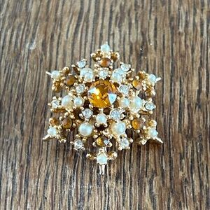 Vintage Rhinestone & Seed pearl Brooch